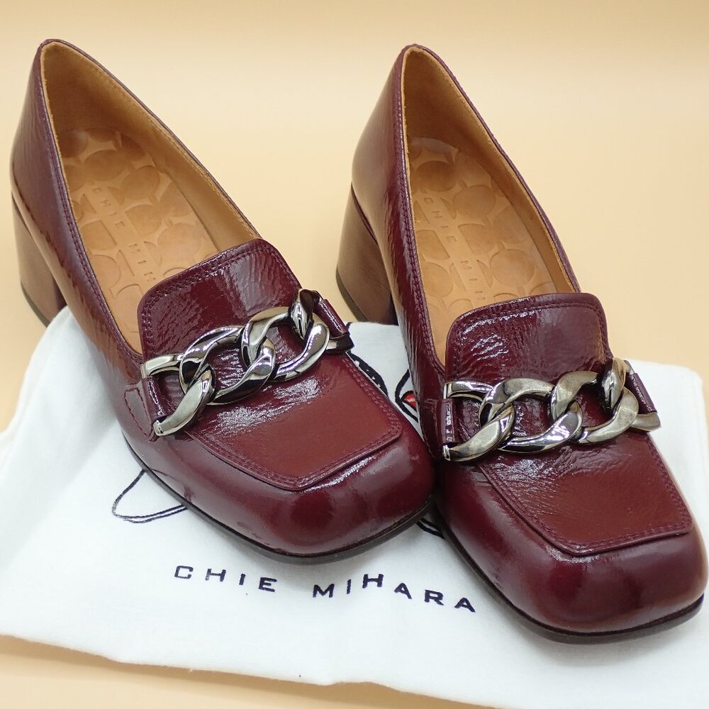 Chie Mihara Bilu Grape heeled loafers